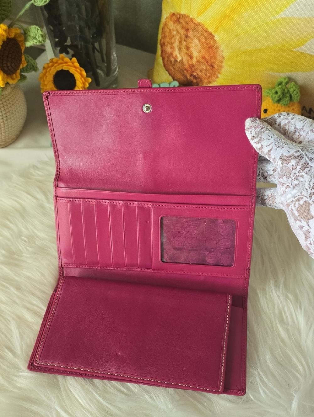 Coach Soho Y2k HOT FUSHIA Pink Women's Trifold Wallet And Rare Checkbook Cover - Picture 16 of 16